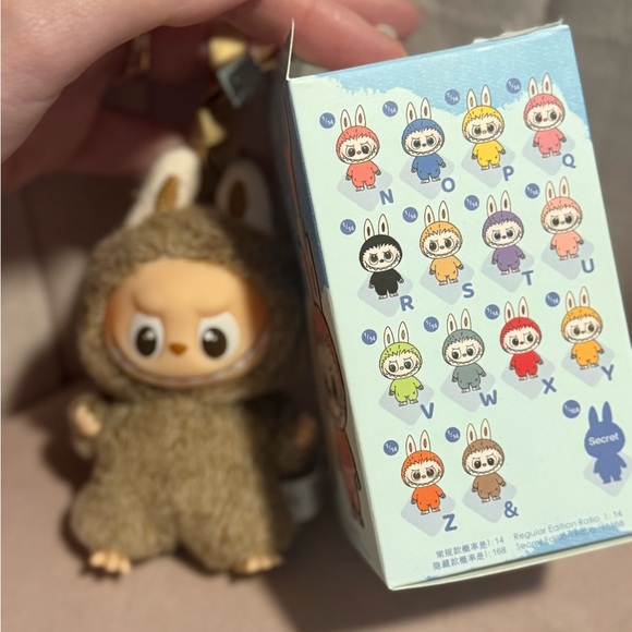 Authentic POP MART Pin For Love ~ & - Picture 7 of 9